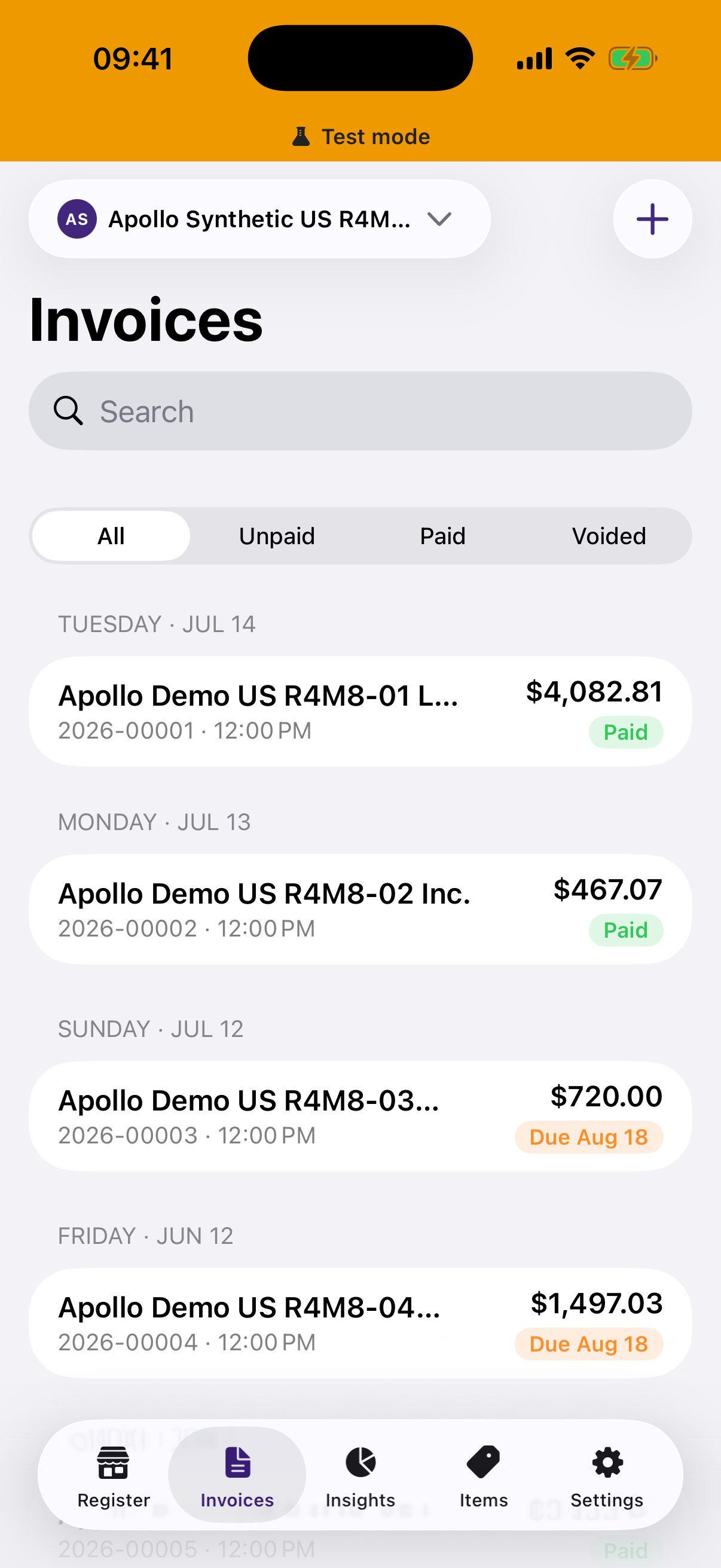Active invoice list in the Apollo native iOS app